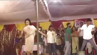 अश्लील गिजेल पामर उनको सबै भन्दा राम्रो मित्र को एक मित्र संग सेक्स भएको छ.