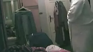कठिन कुखुरा संग रोमान्टिक साँझ.